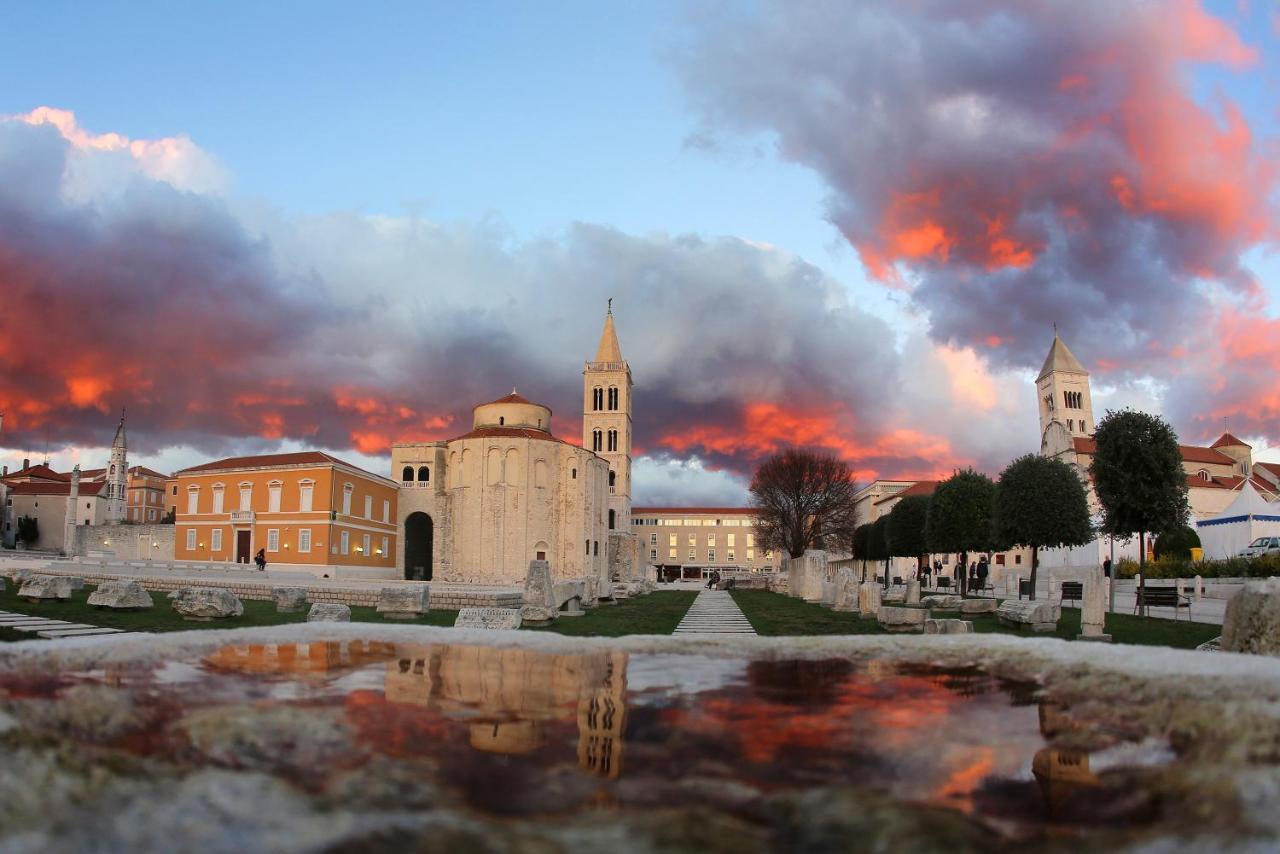 Caisa Classic Beachfront Apartment Zadar Dış mekan fotoğraf