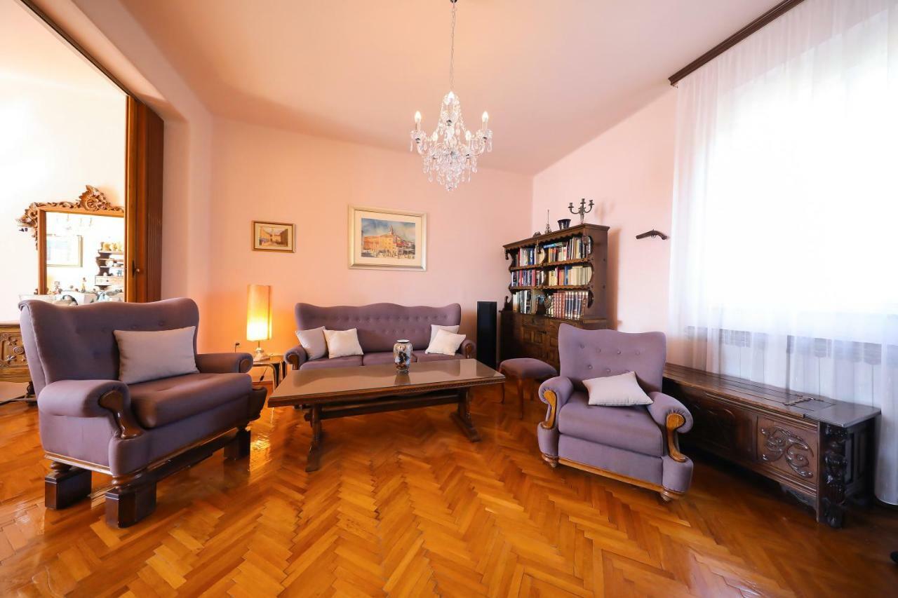 Caisa Classic Beachfront Apartment Zadar Dış mekan fotoğraf