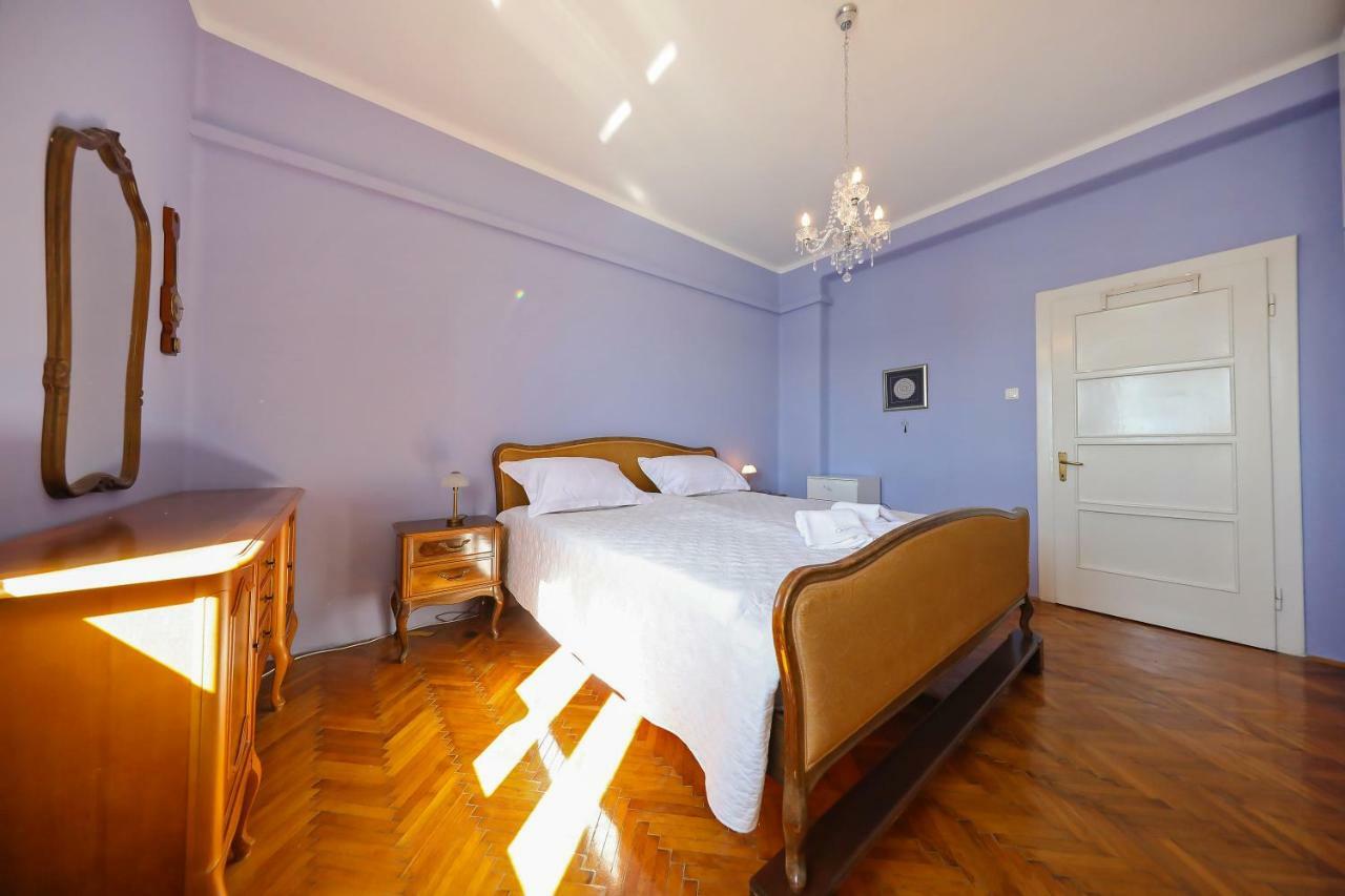 Caisa Classic Beachfront Apartment Zadar Dış mekan fotoğraf