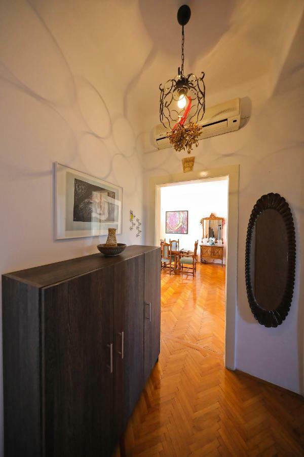 Caisa Classic Beachfront Apartment Zadar Dış mekan fotoğraf